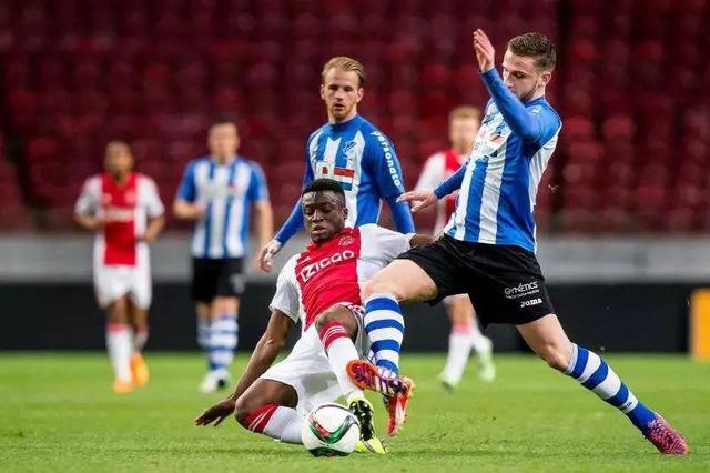 作为地方性 作为地方性