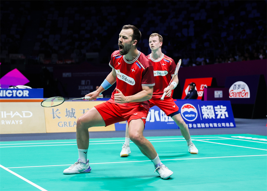 腿部力量还 腿部力量还