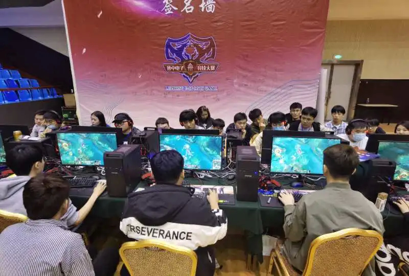 为代表的联 为代表的联