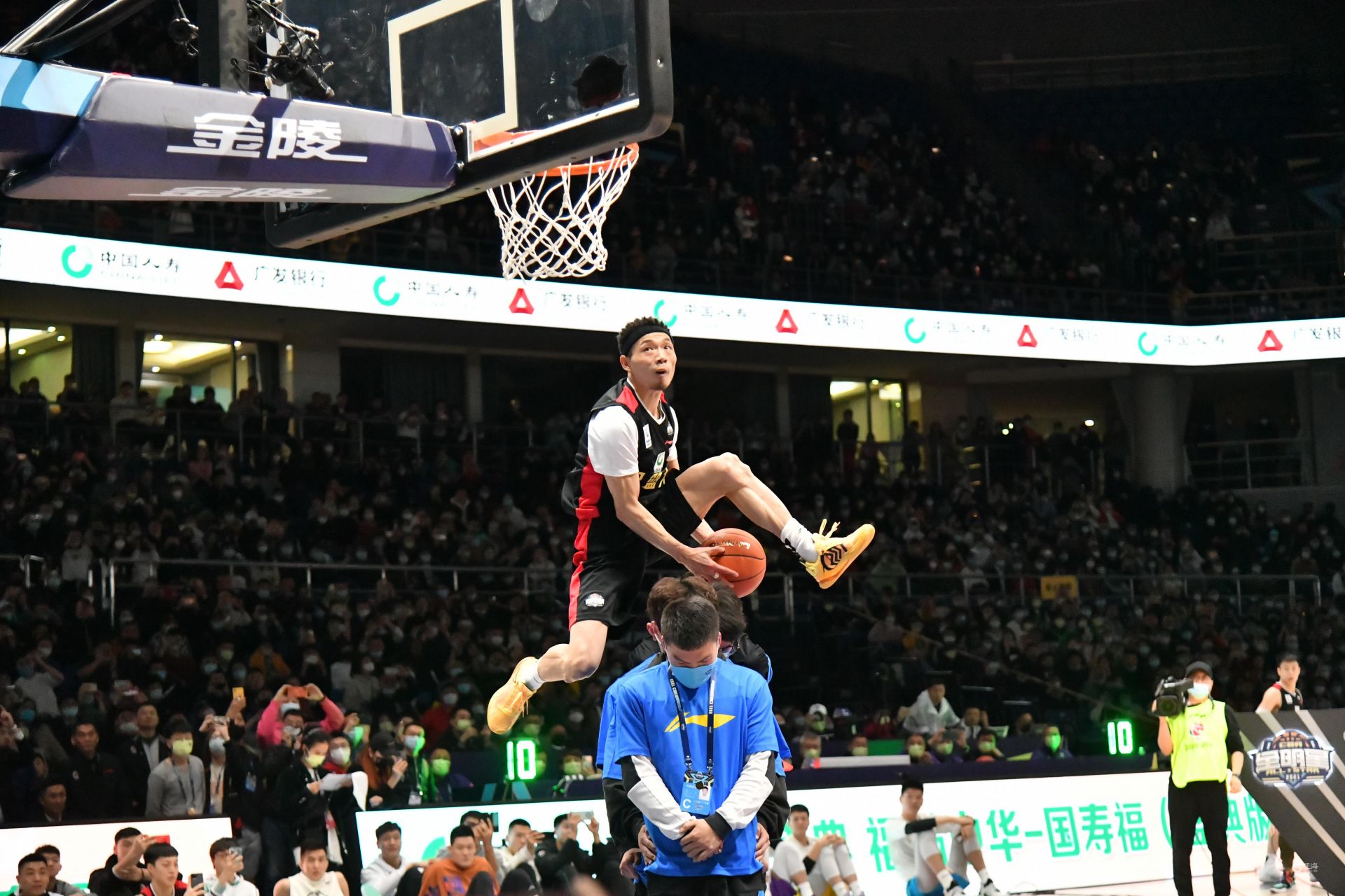 辅以对反手 辅以对反手